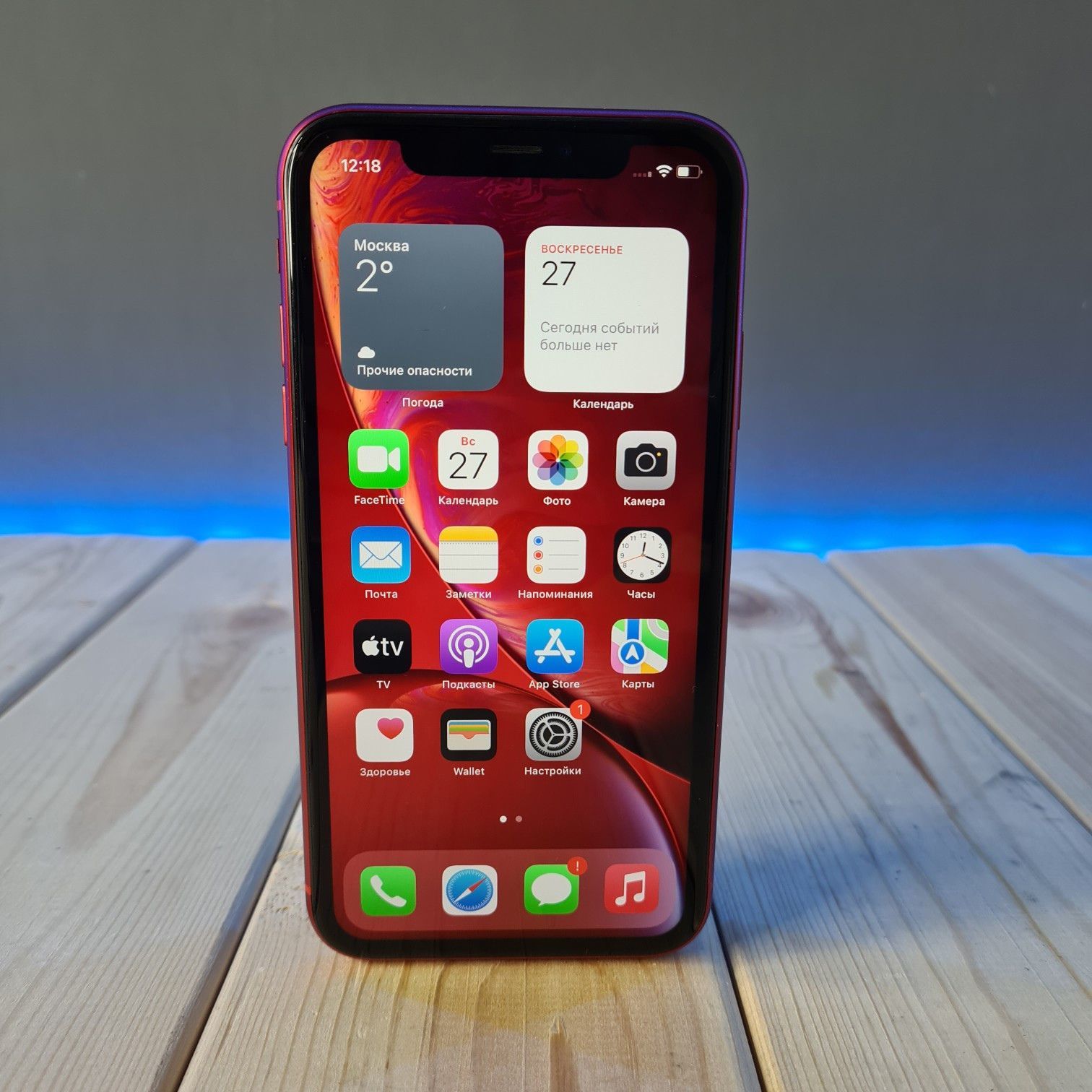 Купить iPhone XR 64Gb Red в интернет магазина Gadget Stock по отличной цене