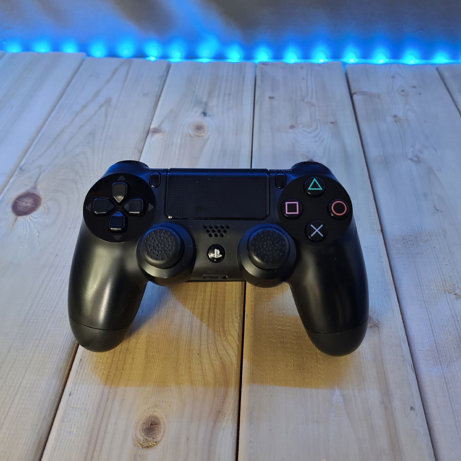 Купить Геймпад Dualshock 4 Black ORIG (БУ) в интернет магазина Gadget  Stock по отличной цене